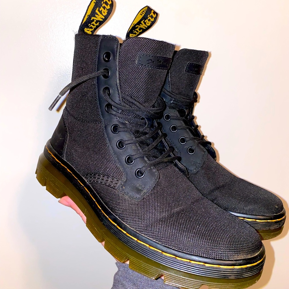 Dr Martens Combs boot